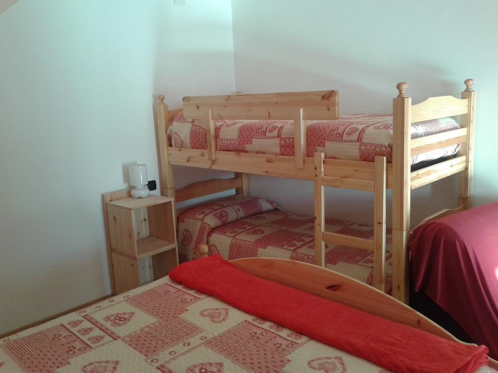 Agriturismo Botton D'Oro Dongo Bilik gambar